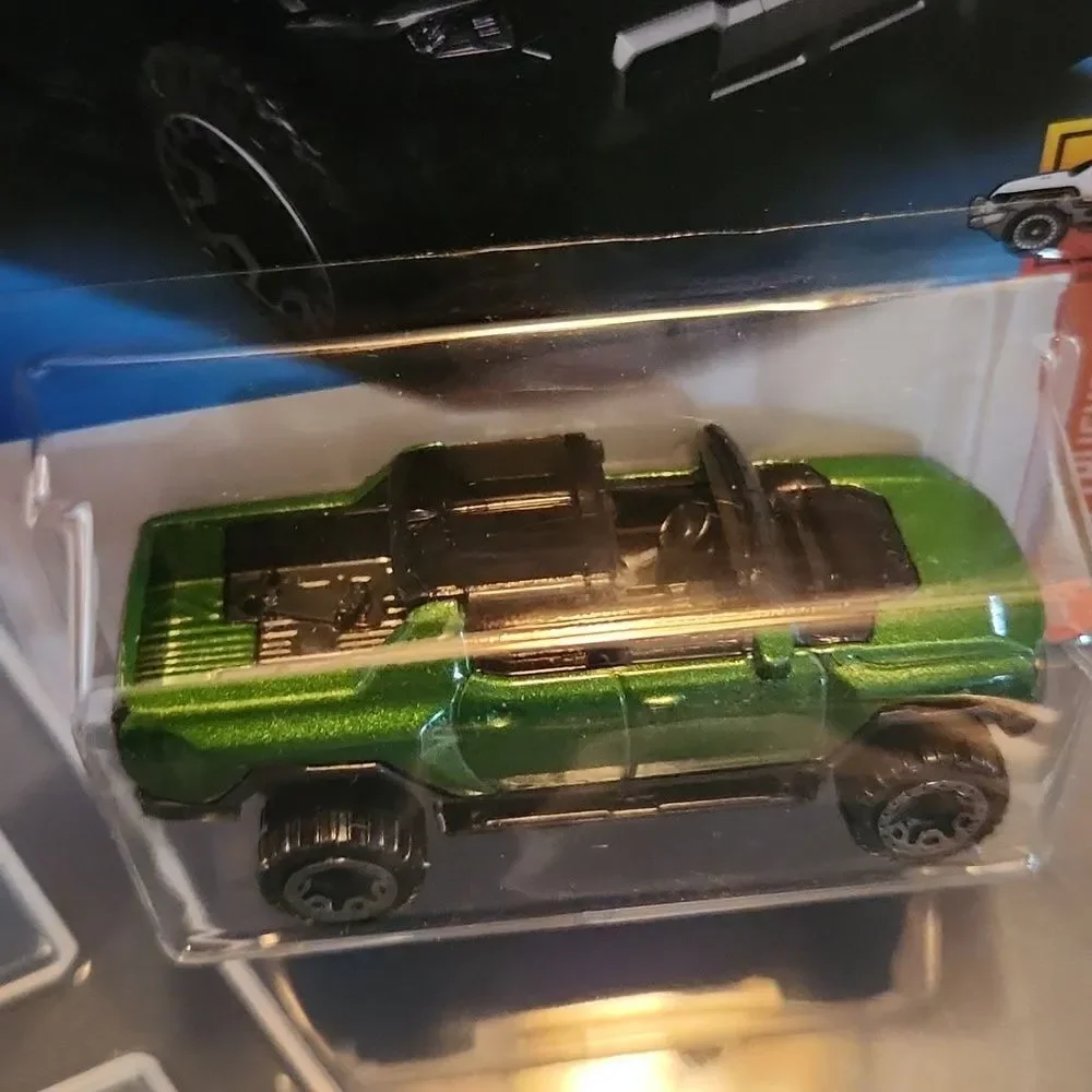 Hot Wheels GMC Hummer EV CAR NIP